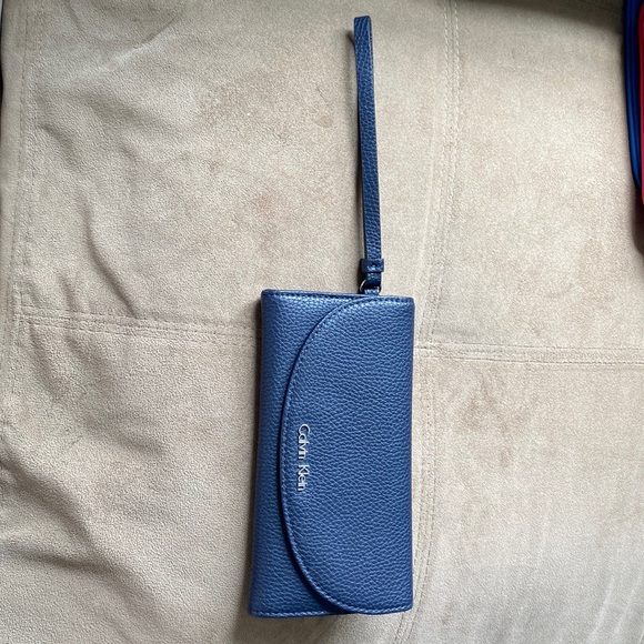 Calvin Klein wallet - Picture 2 of 9
